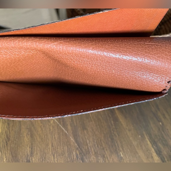 Louis Vuitton checkbook holder - Picture 12 of 15